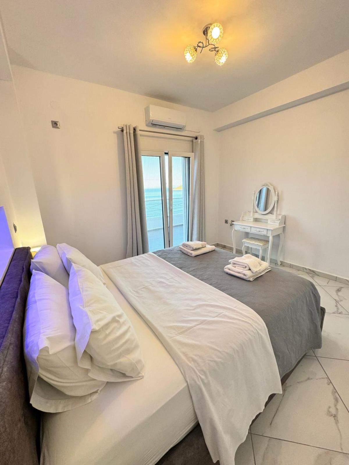 Infinity Blue Suite Panteli 外观 照片